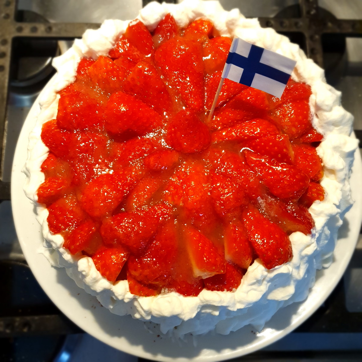 Traditional Finnish Strawberry Cake (Täytekakku)