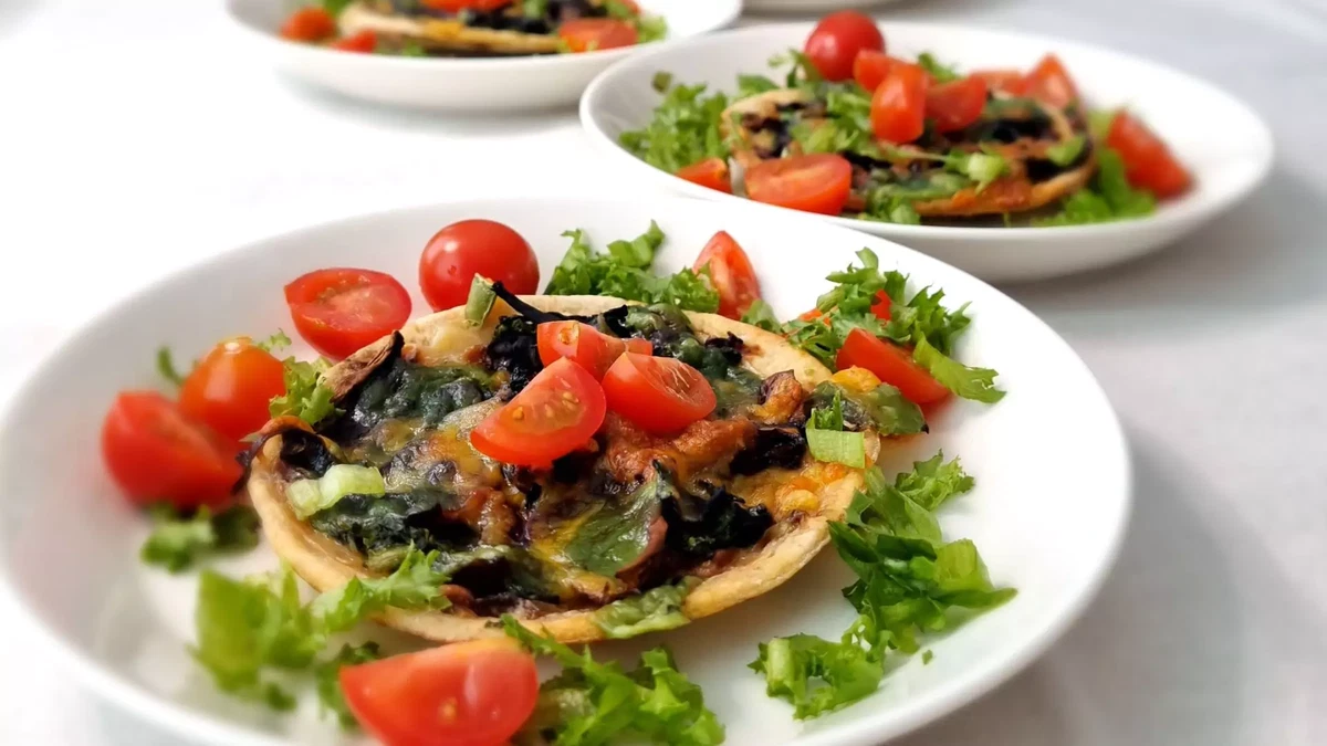 Mushroom pizza bites