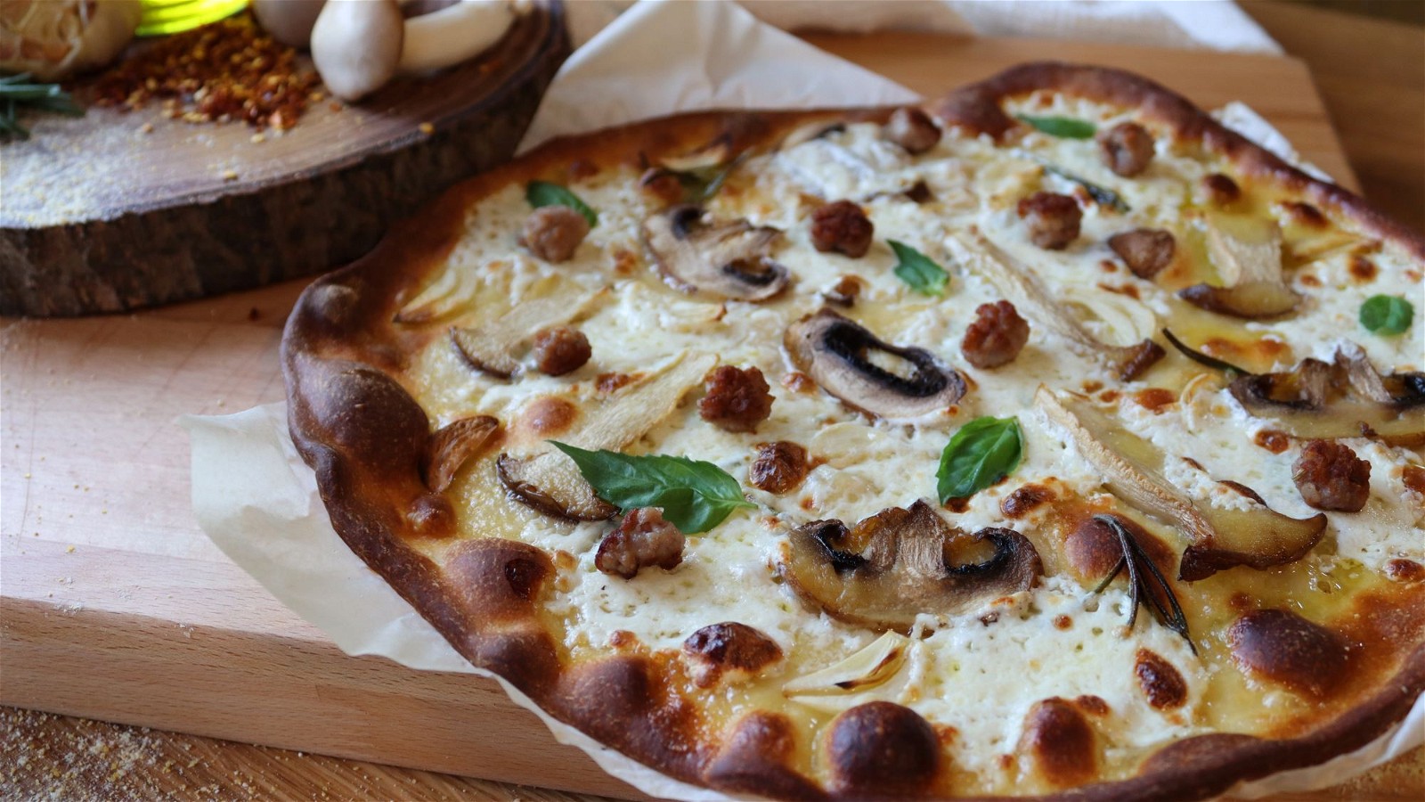 Image of White Pizza with Mushrooms, Fresh Garlic & Herb Oil