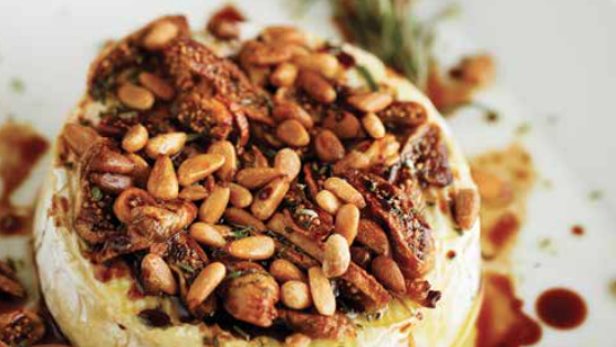 Baked Camembert With Figs