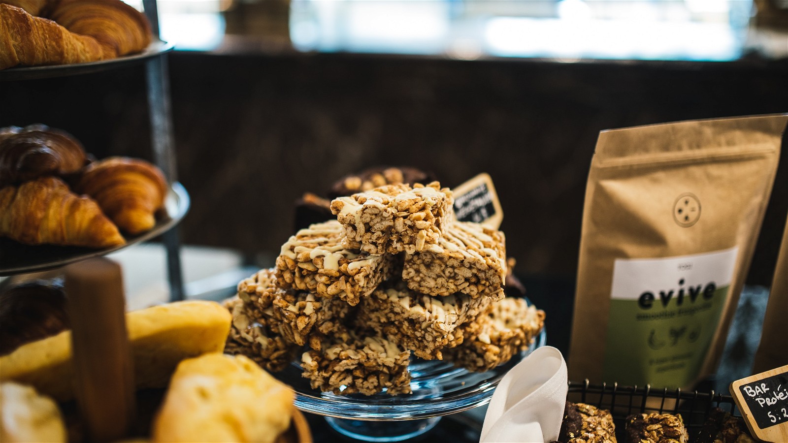 Oat and Date Bars