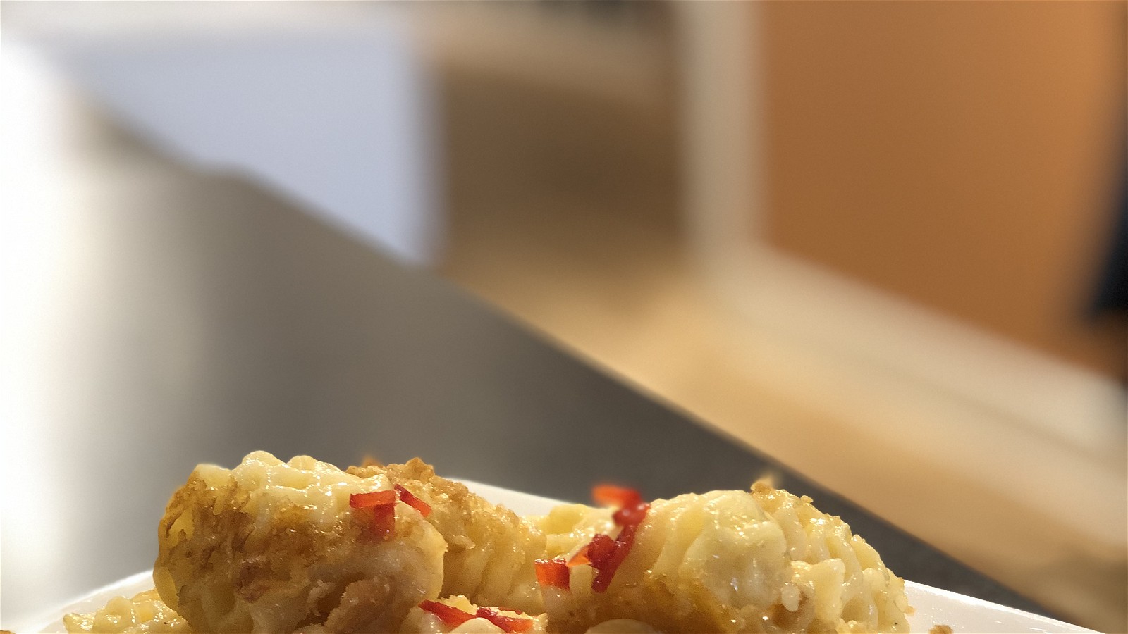 Traditional Baked Macaroni and Cheese