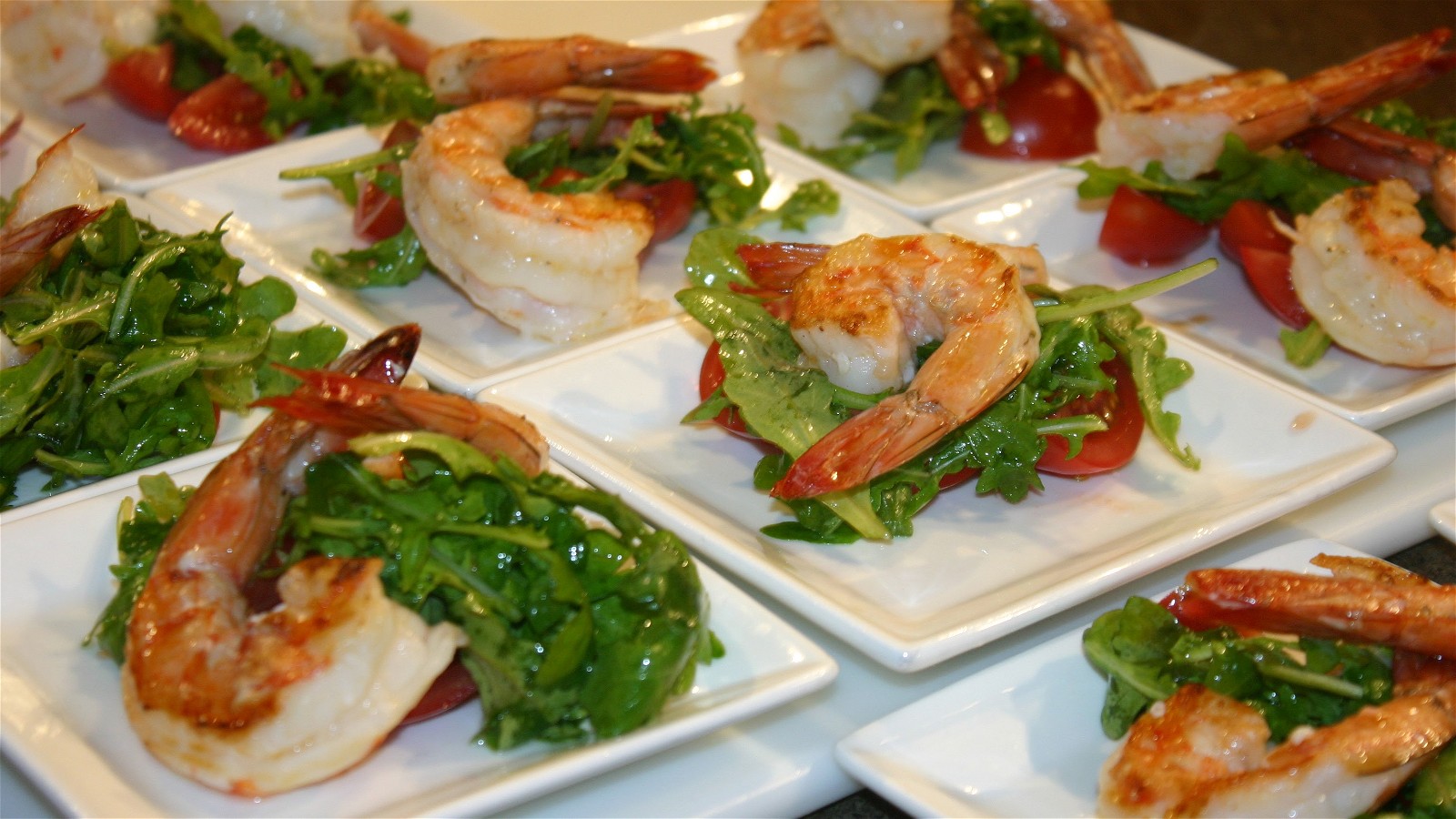 Image of Grilled Shrimp with Arugula and Tomatoes