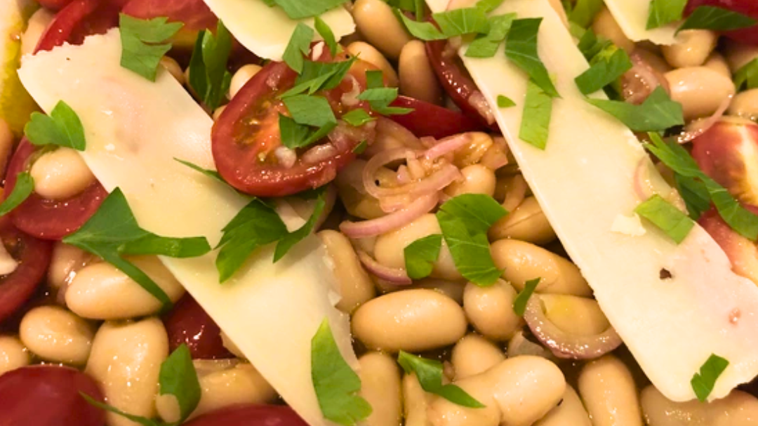 Image of Tomato and White Bean Salad