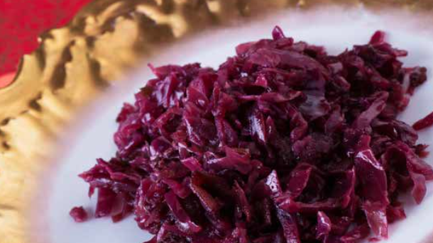 Balsamic Braised Red Cabbage