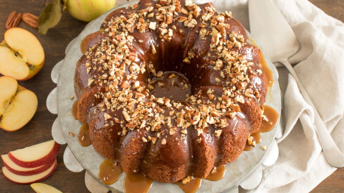 Image of Apple Pound Cake with Caramel Pecan Topping