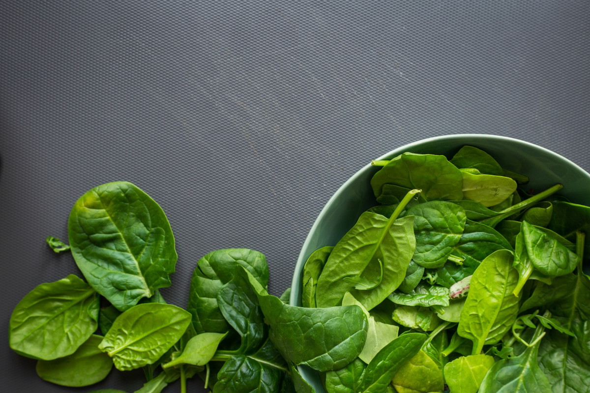 Baby Spinach and Red Pepper Sauté