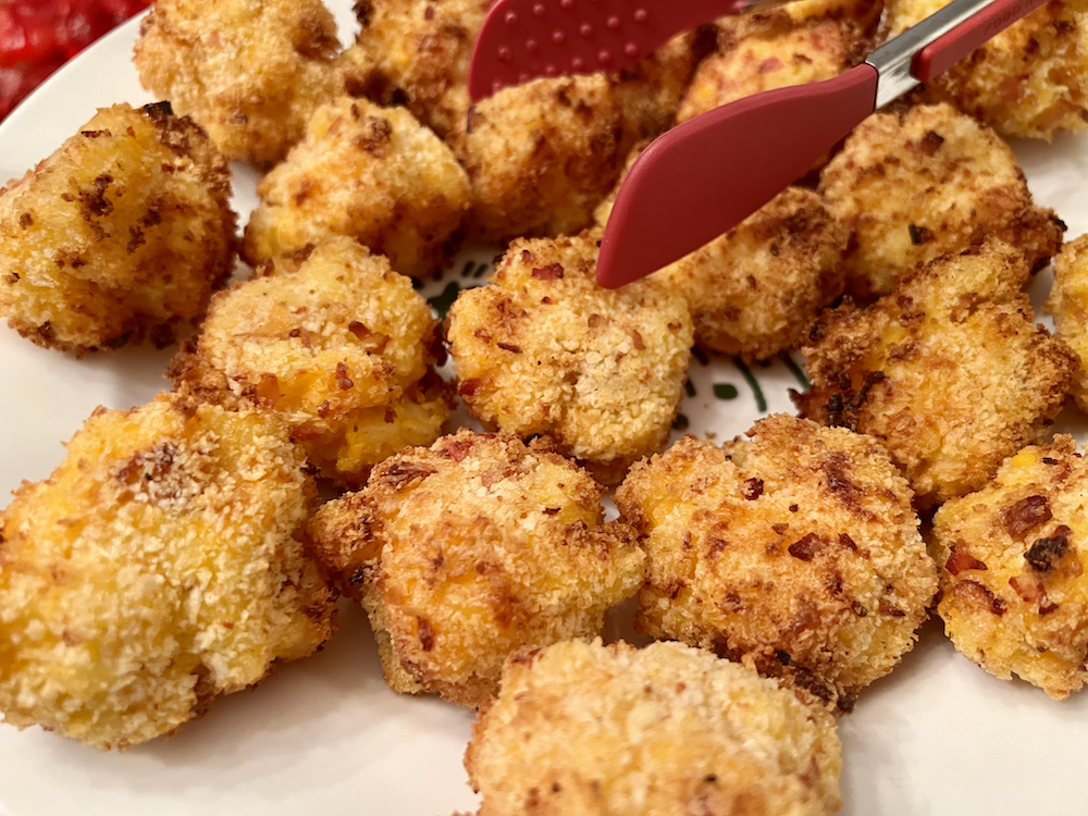 Macaroni and Cheese Balls