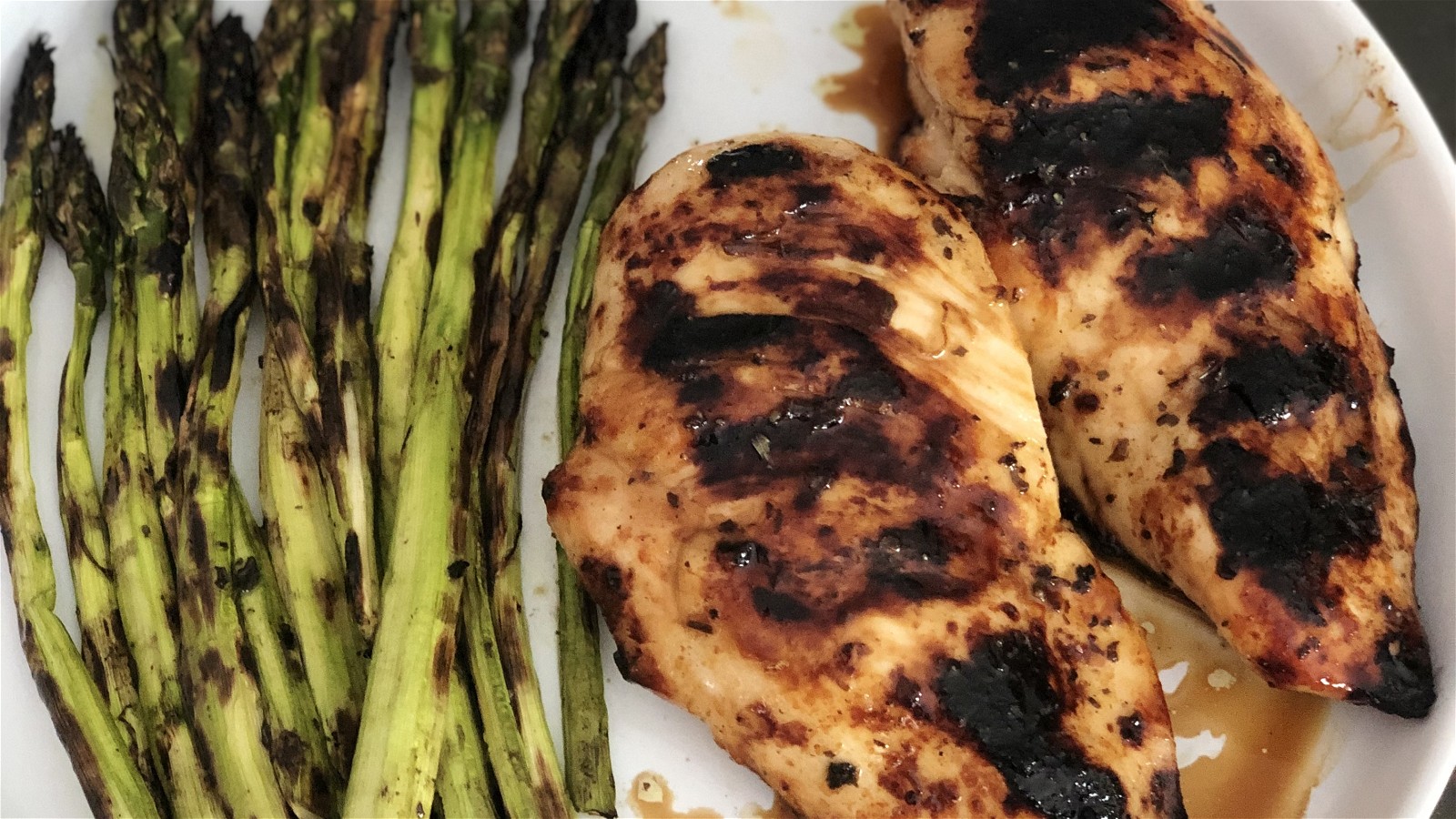Image of Grilled Chicken with Asparagus
