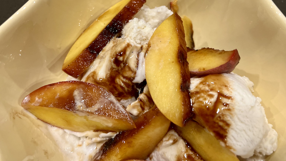 Image of Grilled Peaches with Balsamic Glaze
