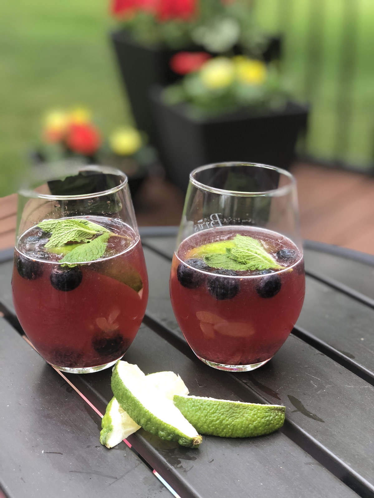 Blueberry Rosé Mojito