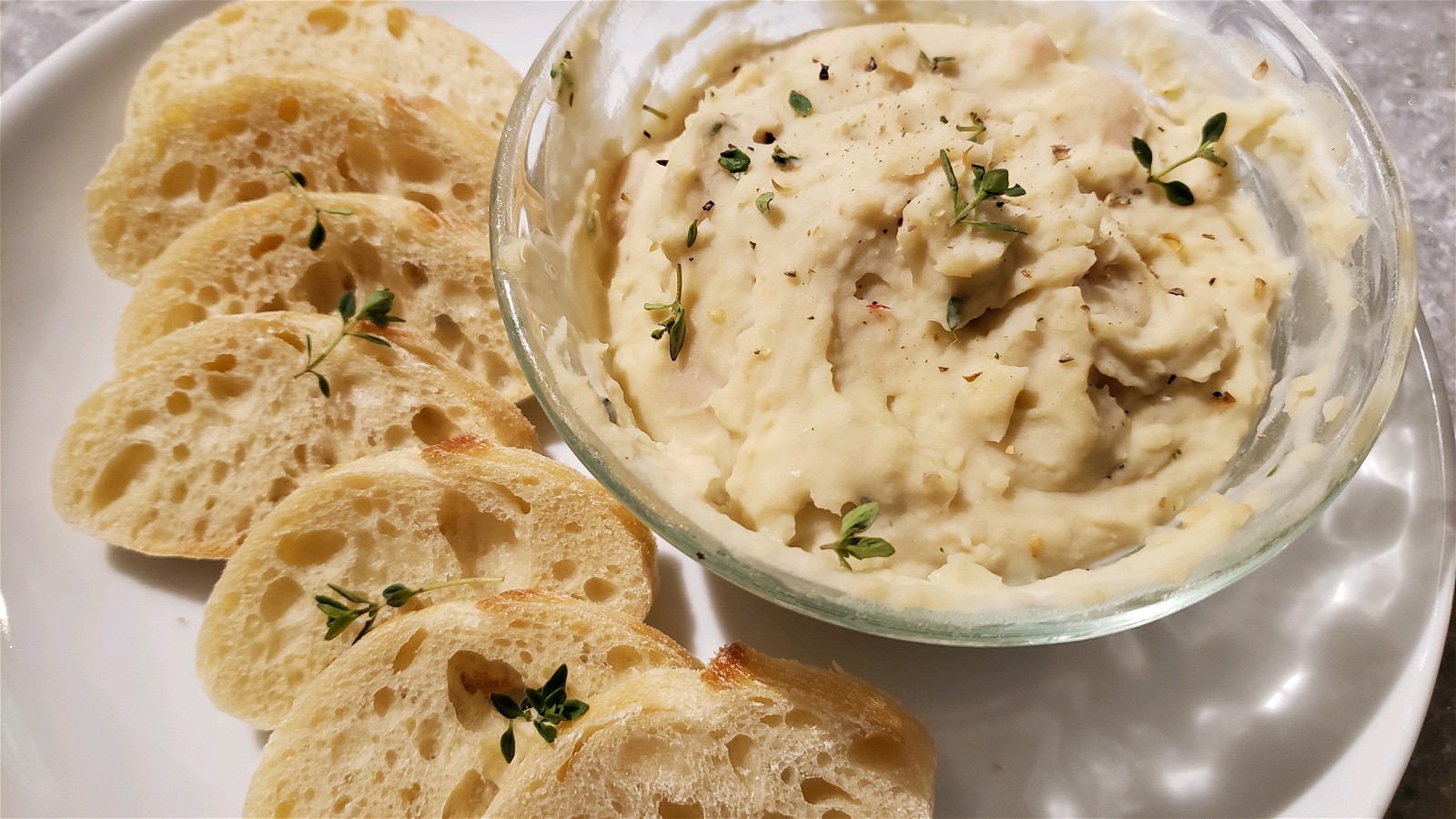 Tuscan White Bean Dip