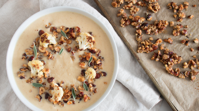 Roasted Cauliflower Soup