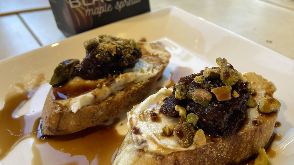 Fig and Goat Cheese Crostini