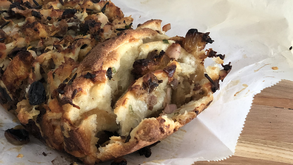 Thanksgiving Leftover Pull-Apart Bread