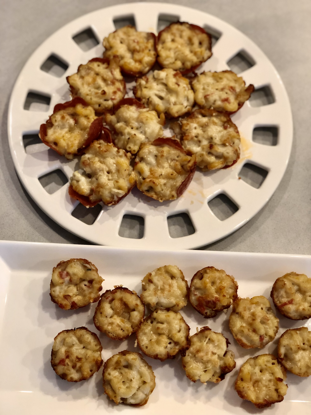 Macaroni and Cheese Pizza Bites
