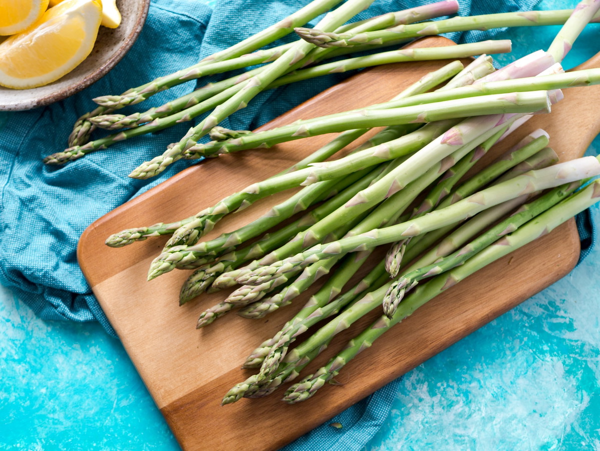 Raw Asparagus Salad