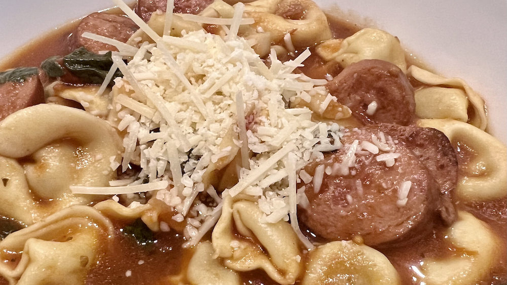 Tuscan Tortellini Soup