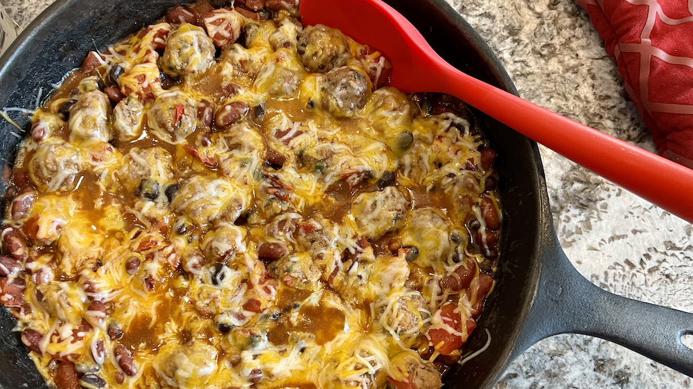 Skillet Chili Meatballs
