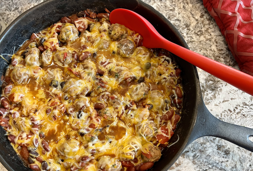 Skillet Chili Meatballs