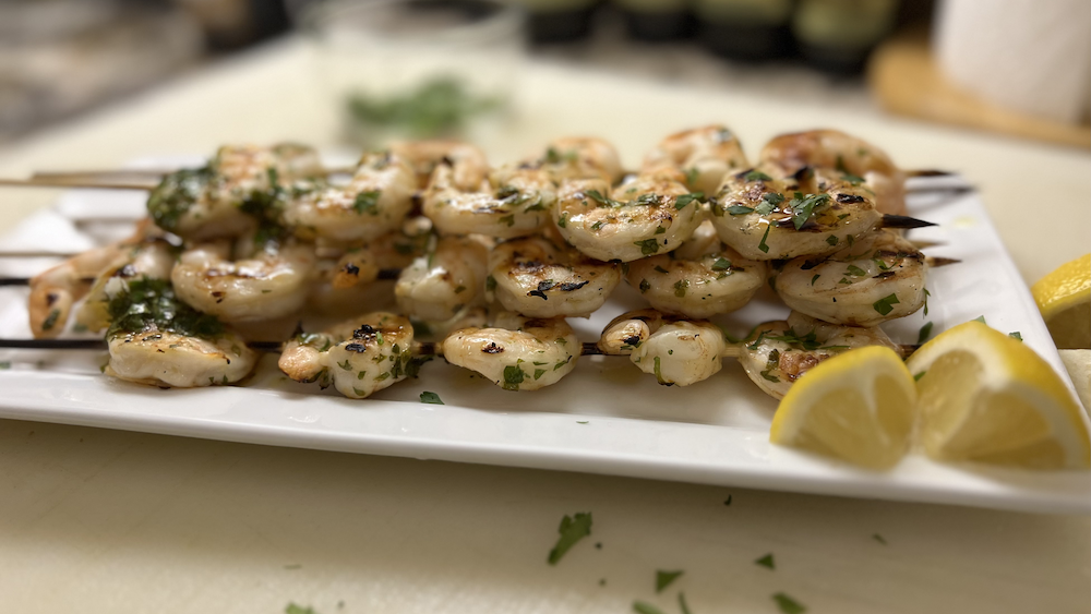 Image of Garlic Grilled Shrimp Skewers
