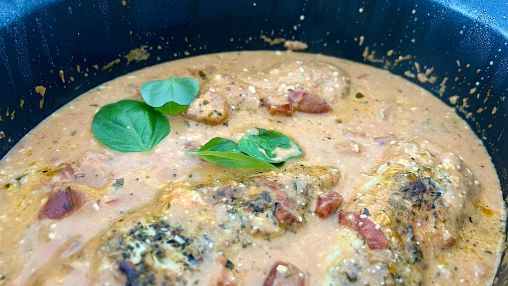 Image of Slow Cooker Tomato Basil Chicken