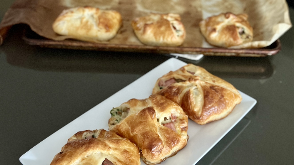 Ham and Cheese Spinach Puffs