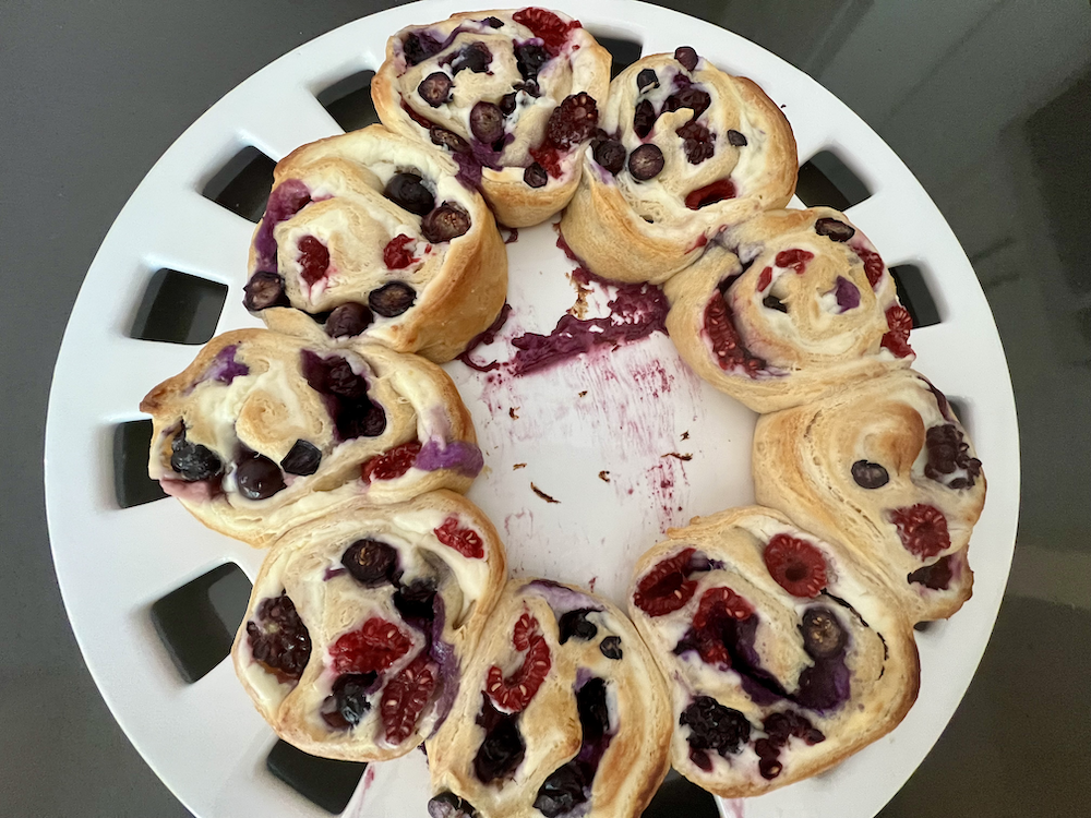 Triple Berry Cream Cheese Ring