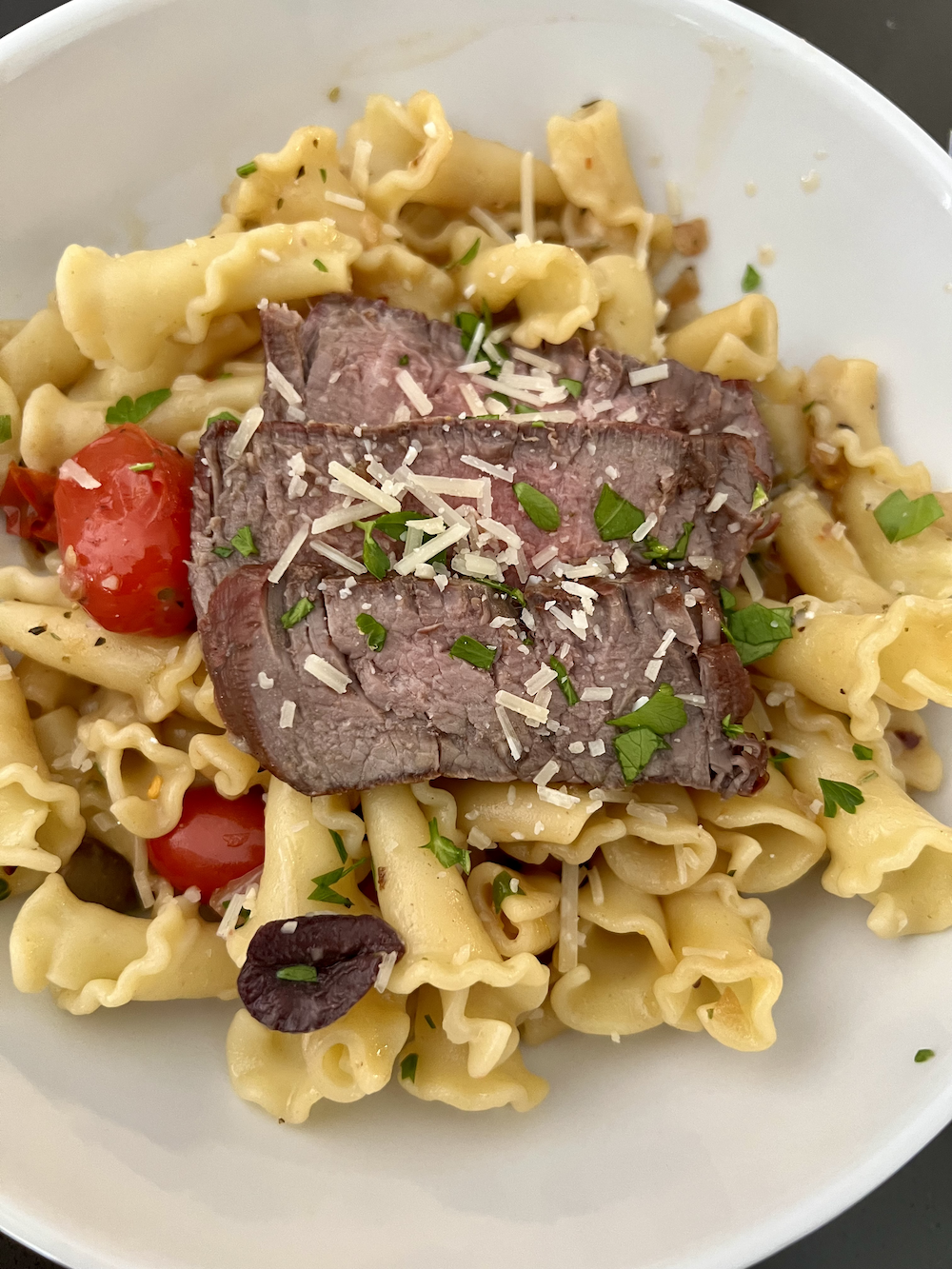 Steak Pasta Puttanesca