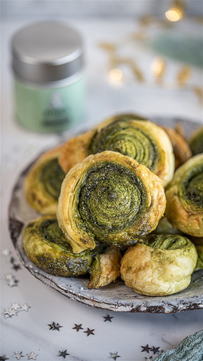 Roulés feuilletés au matcha