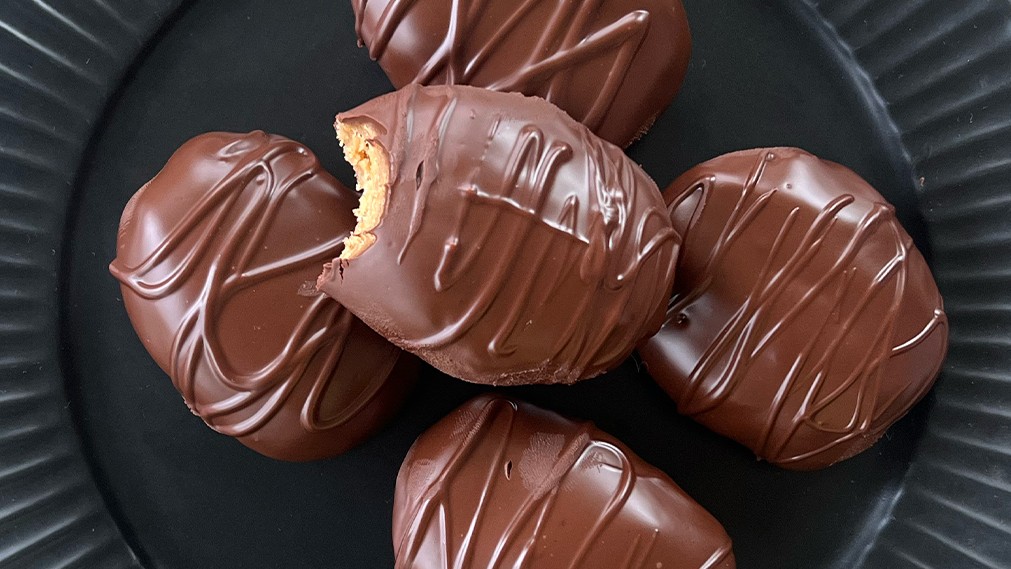 Image of Delicious Peanut Butter Easter Eggs