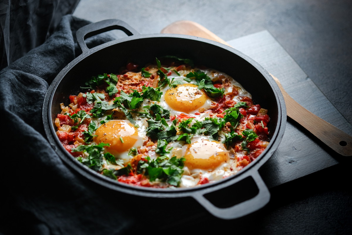 Chirbuli | Shakshuka: Poached eggs in tomato sauce