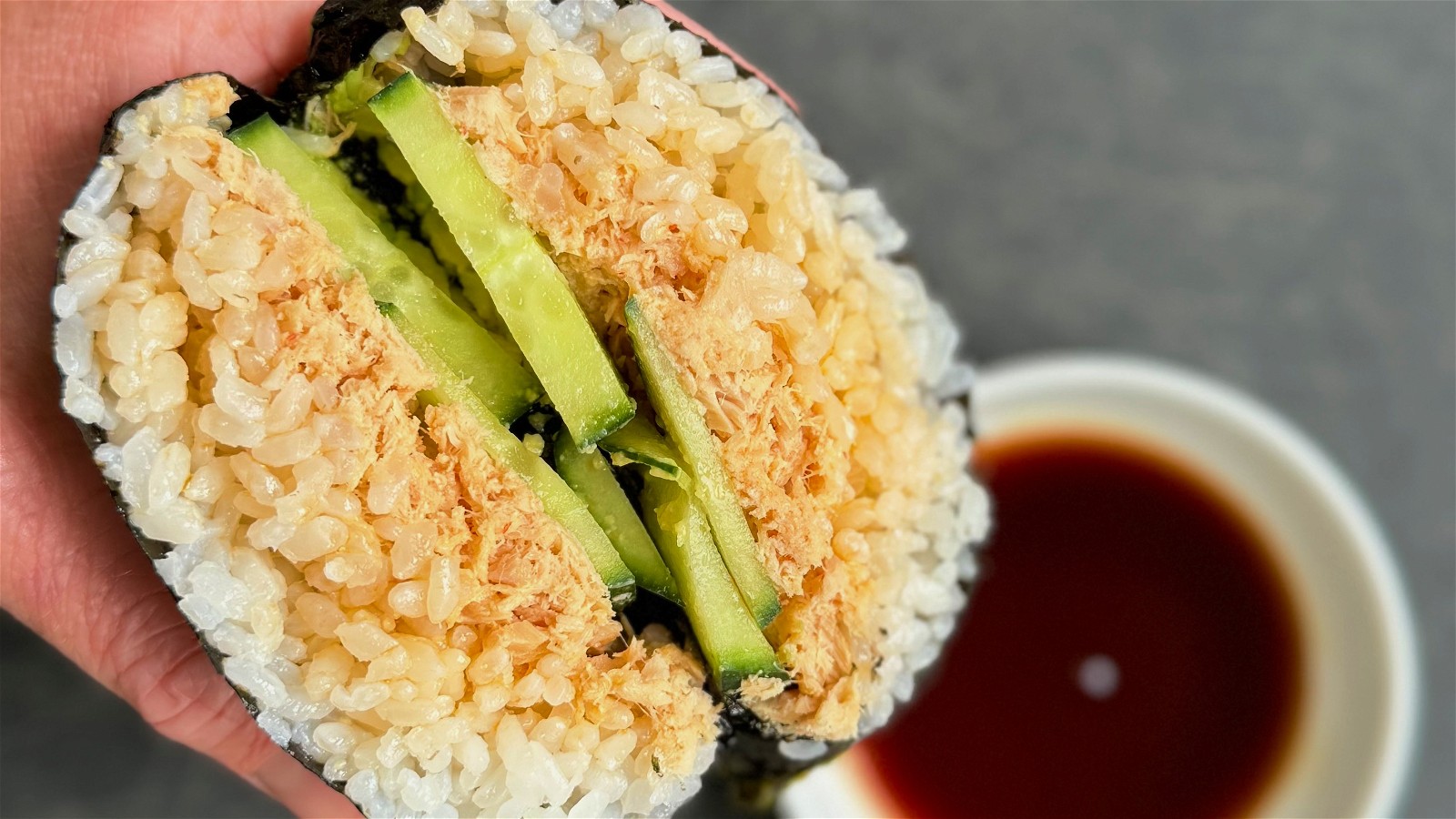 Image of Tuna and Avocado Onigiri