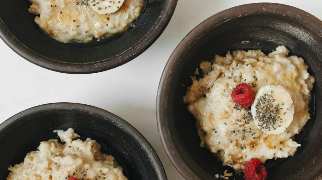 Chia Almond Milk Oatmeal