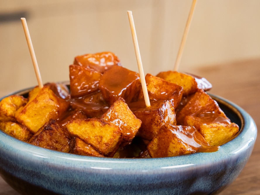 Andy Cooks - Patatas Bravas
