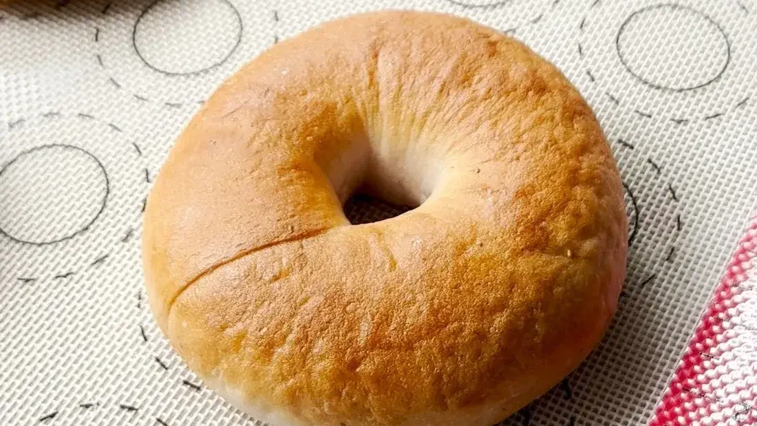 Image of Strawberry Bagels
