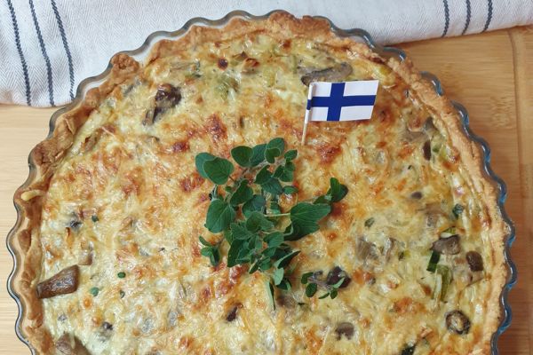 Finnish mushroom pie (Sienipiirakka)