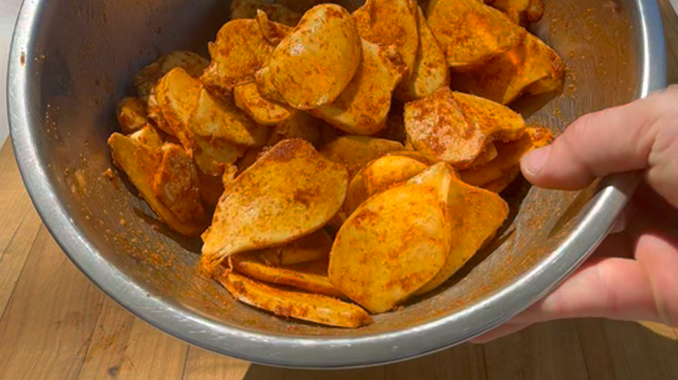 Image of Add the trumpet mushrooms and give them a toss, making sure they are all covered in marinade