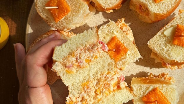 Image of Pimento Cheez-It Sliders 