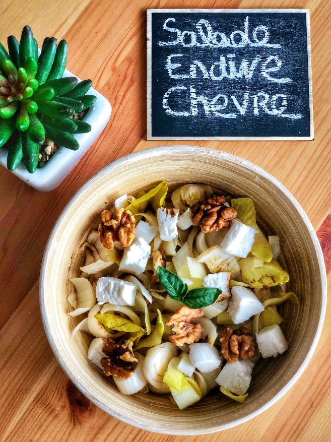 Salade d’endives au chèvre