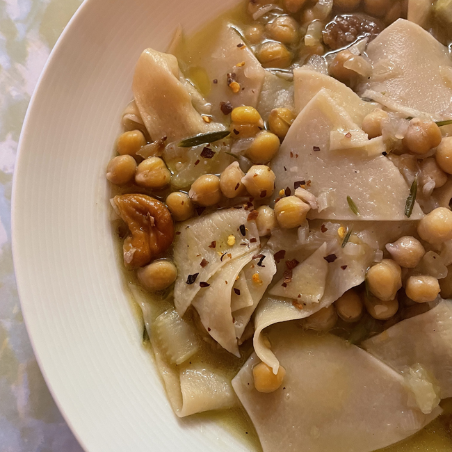 Image of pasta with chickpeas & chestnuts