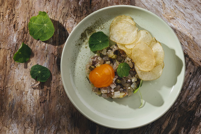 Image of smoked barramundi tartare with smoked extra virgin olive oil, slow-cooked yolk & bay crisps