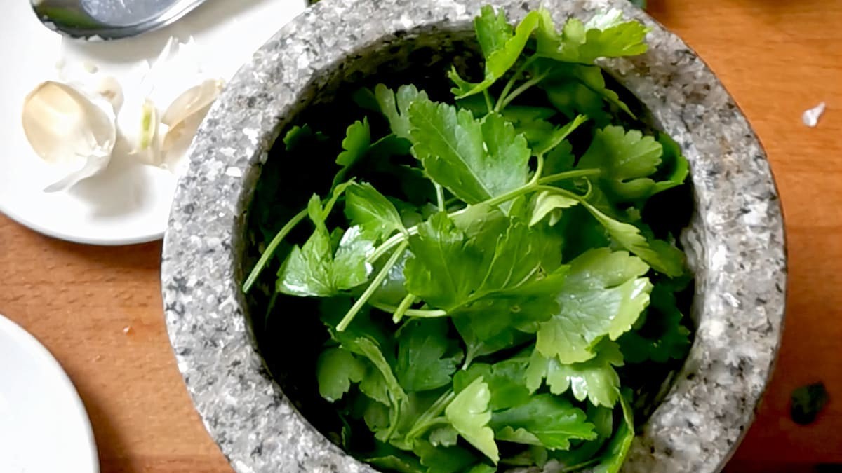 Image of Gremolata with Mortar and Pestle