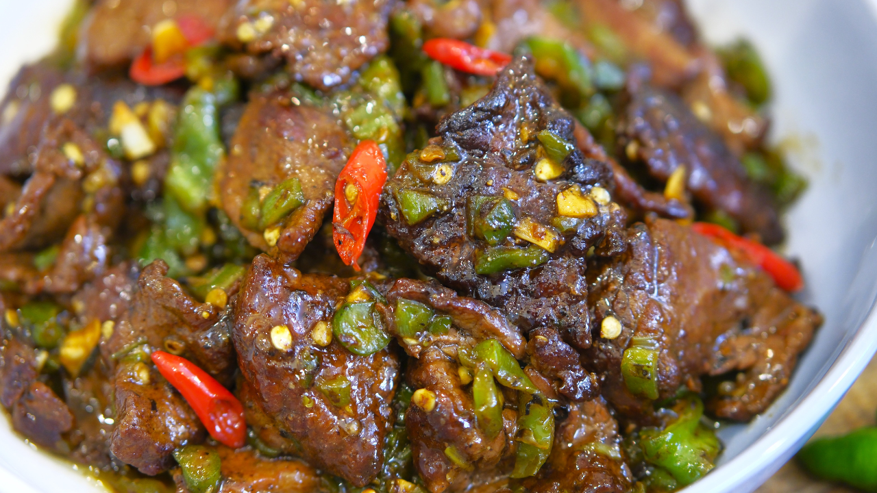 Image of Mouthwatering Roasted Pepper Steak Recipe (烧椒牛肉)