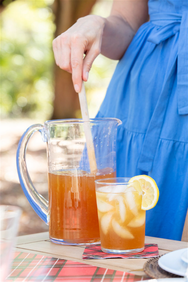 Image of Ina Garten's Arnold Palmer Iced Tea