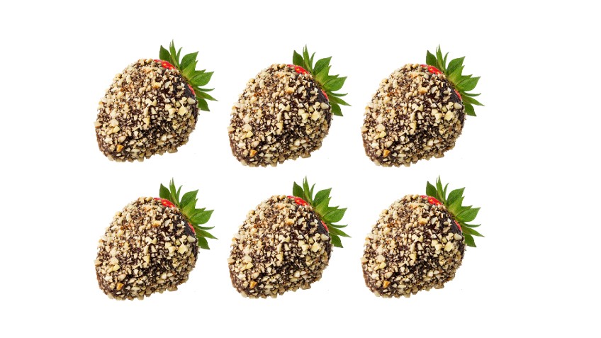 Image of Chocolate covered strawberries with Crackle Crystals