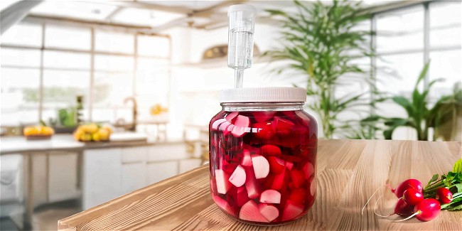 Image of Recipe: Fermented Hot Pink Pickled Radishes 