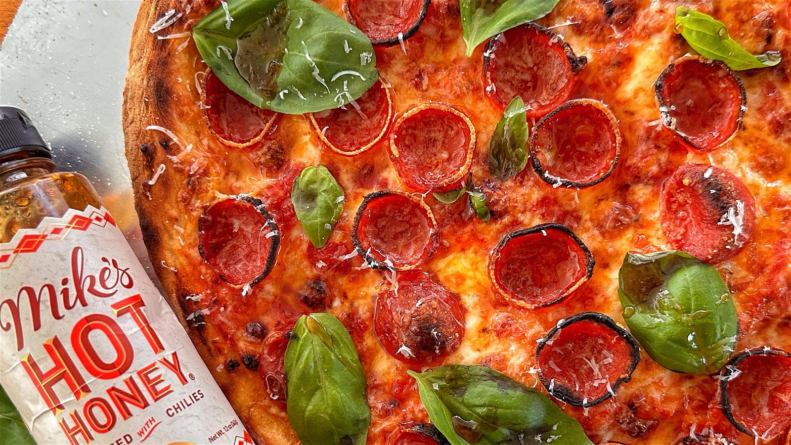Image of Fresh Pizza in the E-Series Pizza Oven