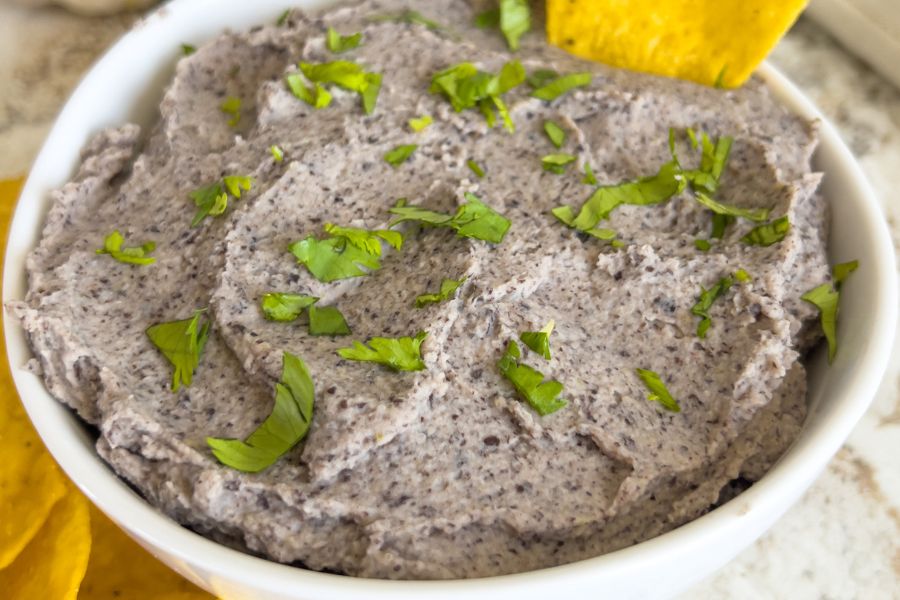 Zesty Fiesta Black Bean Dip
