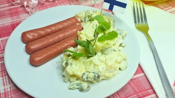 Image of Finnish Potato Salad and Wieners